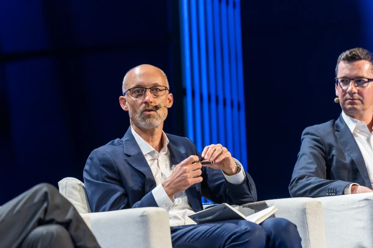 Dr Frank Jackel (Metalshub) on stage at the 7th EIT RawMaterials Summit in Brussels